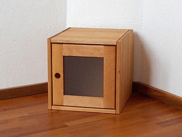 Joker Regalw&uuml;rfel mit Holz-Rahment&uuml;re und Glasf&uuml;llung